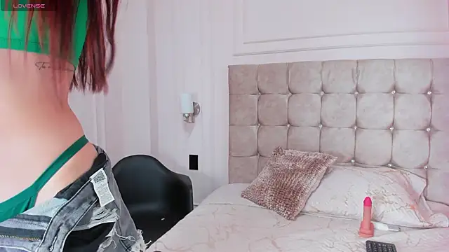 DulceEstrella  online show from 28, 9, 2025