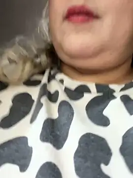 Lucy Milf 474 online show from 17, 2, 2026