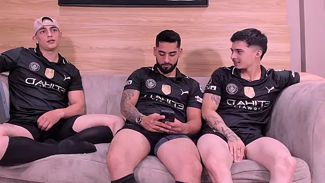 mike friends online show from 26, 3, 2026