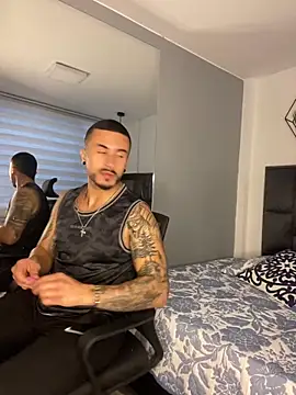 Snapshot of ALEXXX_KING chatting on 30, 9, 2025 ALEXXX KING online show from 30, 9, 2025