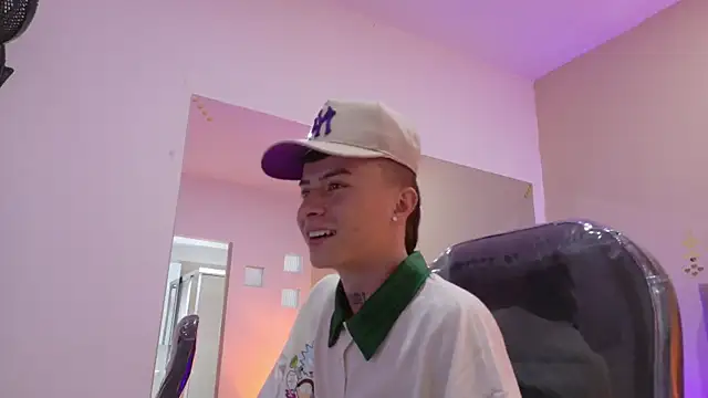 Snapshot of Nascary_Fox chatting on 30, 11, 2025 Nascary Fox online show from 30, 11, 2025