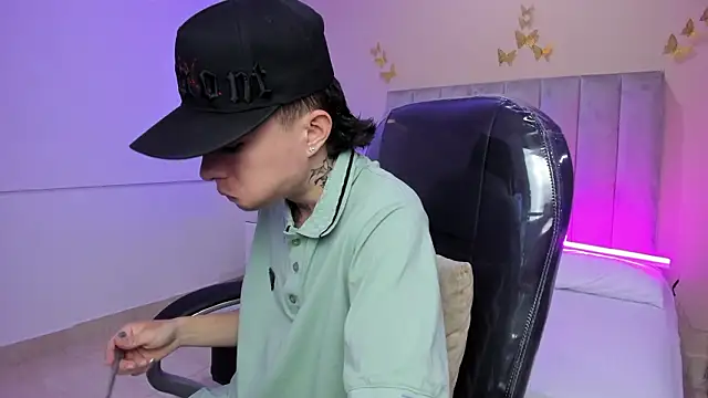 Nascary Fox online show from 7, 2, 2026