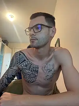 Leonsouzaof online show from 2, 12, 2025