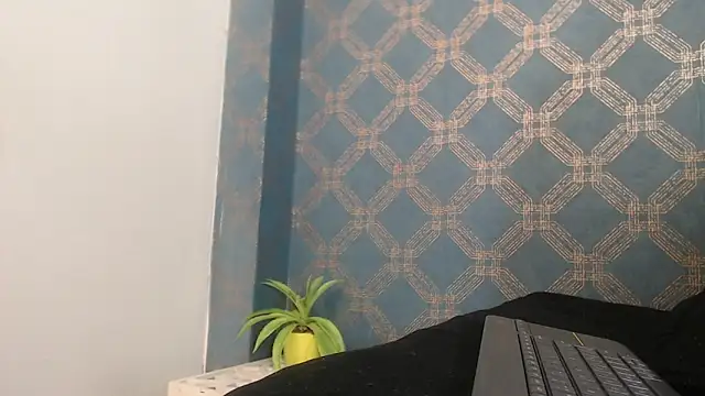 Snapshot of scarlett646 chatting on 9, 9, 2025 scarlett646 online show from 9, 9, 2025