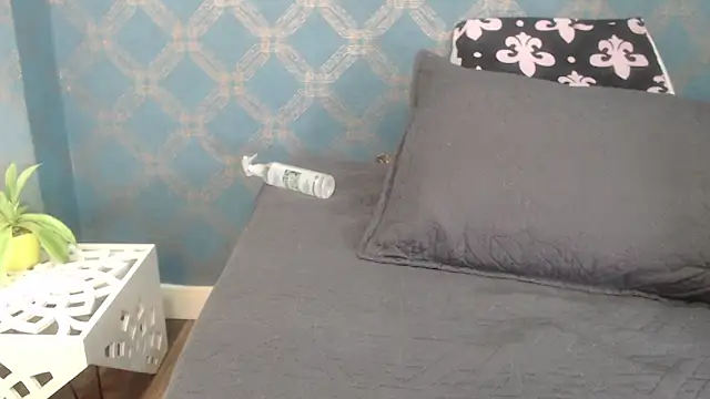 Snapshot of scarlett646 chatting on 11, 9, 2025 scarlett646 online show from 11, 9, 2025