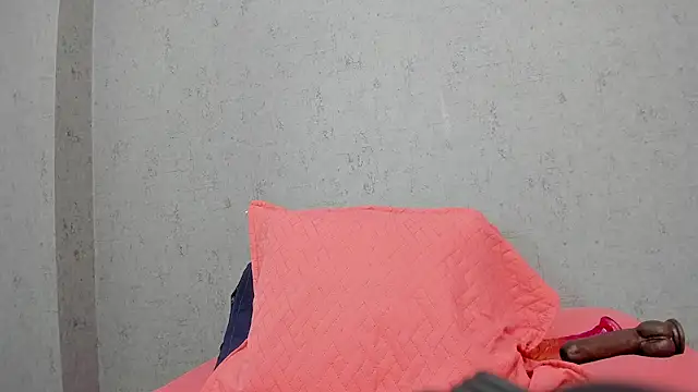 Snapshot of scarlett646 chatting on 30, 10, 2025 scarlett646 online show from 30, 10, 2025