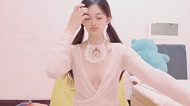 Snapshot of marina-cutegirll chatting on 13, 1, 2026 marina-cutegirll online show from 13, 1, 2026