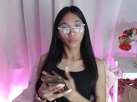 Aiko shemalexxx online show from 23, 9, 2025