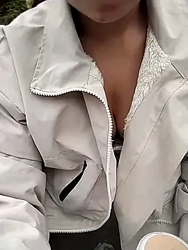 venu00 online show from 5, 12, 2025