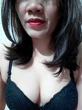 Snapshot of Singlemom69x chatting on 14, 5, 2026 Singlemom69x online show from 14, 5, 2026