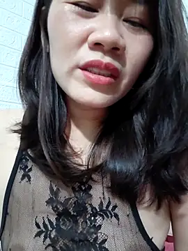Snapshot of Singlemom69x chatting on 3, 6, 2026 Singlemom69x online show from 3, 6, 2026