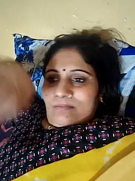 Snapshot of Rakhi99x chatting on 4, 5, 2026 Rakhi99x online show from 4, 5, 2026