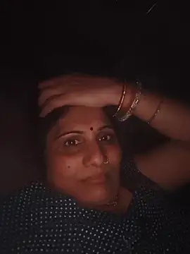 Snapshot of Rakhi99x chatting on 26, 5, 2026 Rakhi99x online show from 26, 5, 2026