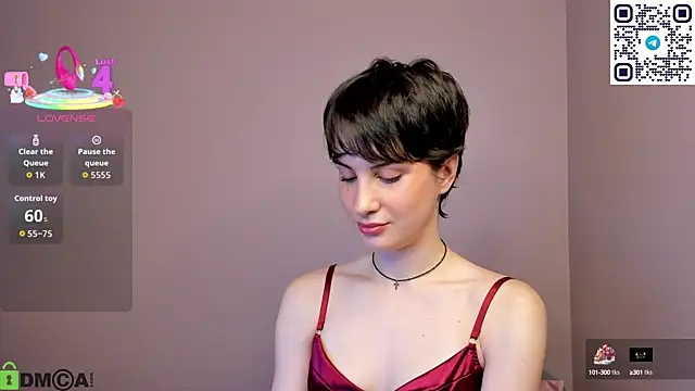 Adeline Perle online show from 12, 9, 2025