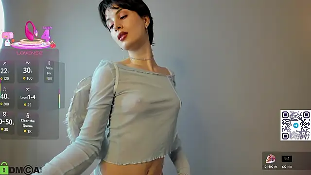 Adeline Perle online show from 19, 9, 2025