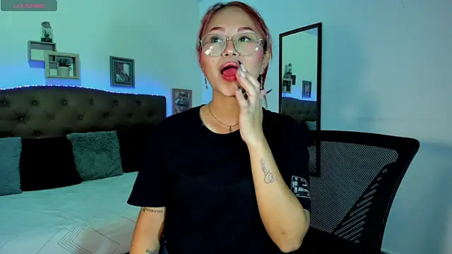 Snapshot of MAYASMITH__ chatting on 3, 7, 2026 MAYASMITH online show from 3, 7, 2026