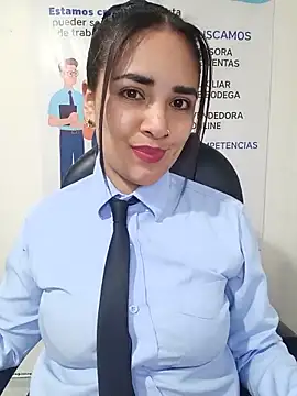 Snapshot of MAYE__13 chatting on 5, 6, 2026 MAYE 13 online show from 5, 6, 2026