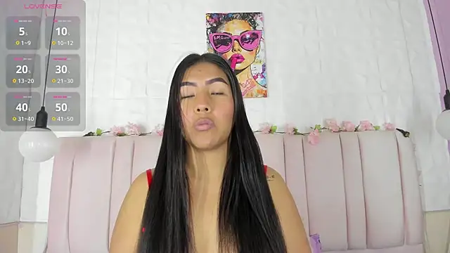 luna maisonn online show from 9, 7, 2026