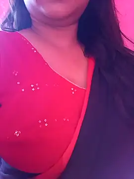 Snapshot of Aaradhya_Sharma chatting on 14, 10, 2025 Aaradhya Sharma online show from 14, 10, 2025