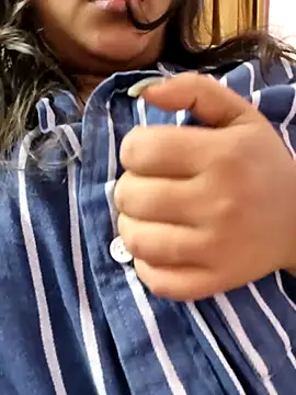 Snapshot of Aaradhya_Sharma chatting on 12, 2, 2026 Aaradhya Sharma online show from 12, 2, 2026