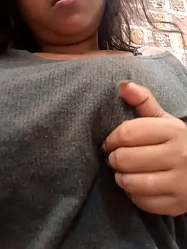 Snapshot of Aaradhya_Sharma chatting on 18, 2, 2026 Aaradhya Sharma online show from 18, 2, 2026