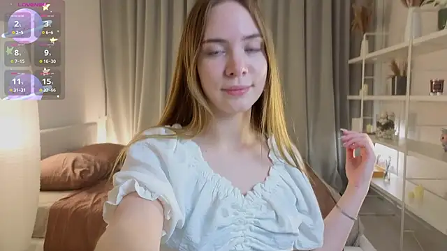 Snapshot of CarollSmithh chatting on 17, 11, 2025 CarollSmithh online show from 17, 11, 2025