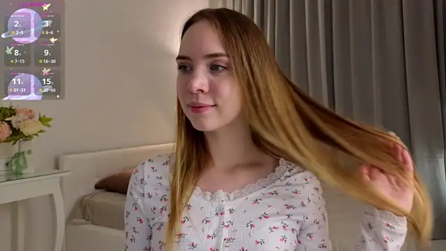 Snapshot of CarollSmithh chatting on 21, 11, 2025 CarollSmithh online show from 21, 11, 2025