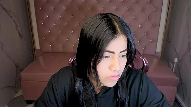 Victoria b  online show from 23, 11, 2025