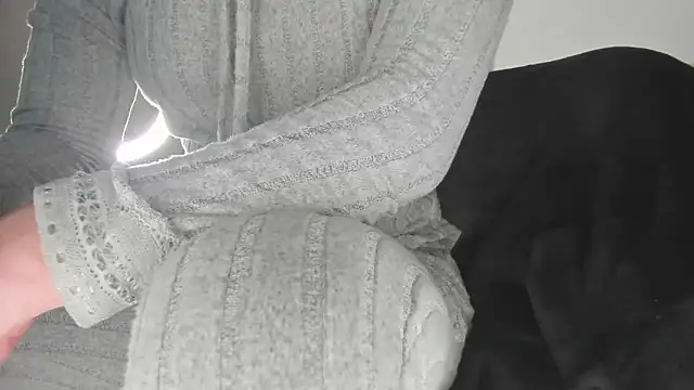 Snapshot of mila_dash chatting on 25, 11, 2025 mila dash online show from 25, 11, 2025