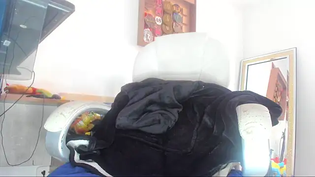 Snapshot of mila_dash chatting on 27, 11, 2025 mila dash online show from 27, 11, 2025