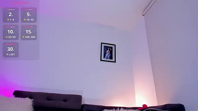 Snapshot of Mariee-Laveau chatting on 6, 11, 2025 Mariee-Laveau online show from 6, 11, 2025