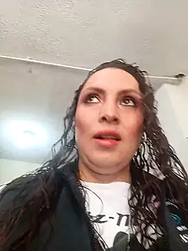 Snapshot of VERONICA__03 chatting on 11, 9, 2025 VERONICA 03 online show from 11, 9, 2025