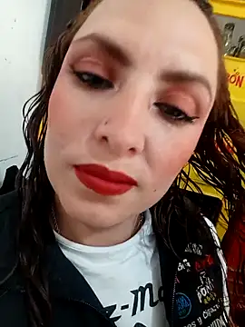 Snapshot of VERONICA__03 chatting on 8, 11, 2025 VERONICA 03 online show from 8, 11, 2025