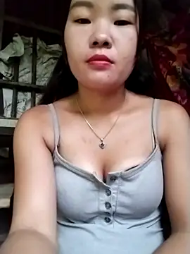 Snapshot of lylylove chatting on 11, 9, 2025 lylylove online show from 11, 9, 2025
