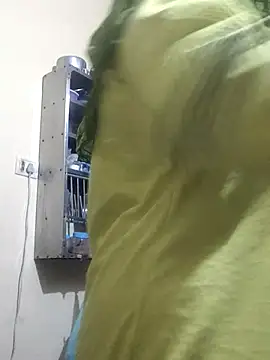 Snapshot of ARPITAGOYAL143 chatting on 19, 11, 2025 ARPITAGOYAL143 online show from 19, 11, 2025