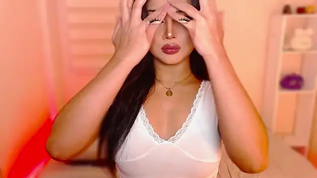 Snapshot of MissRumi_Hunter chatting on 12, 10, 2025 MissRumi Hunter online show from 12, 10, 2025