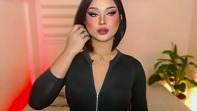 Snapshot of MissRumi_Hunter chatting on 21, 10, 2025 MissRumi Hunter online show from 21, 10, 2025