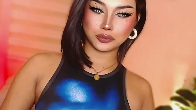 Snapshot of MissRumi_Hunter chatting on 11, 11, 2025 MissRumi Hunter online show from 11, 11, 2025