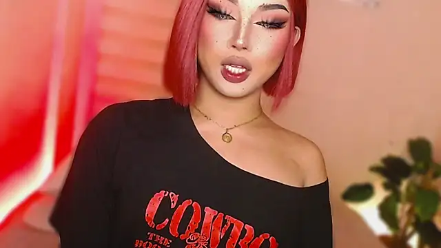 Snapshot of MissRumi_Hunter chatting on 27, 11, 2025 MissRumi Hunter online show from 27, 11, 2025