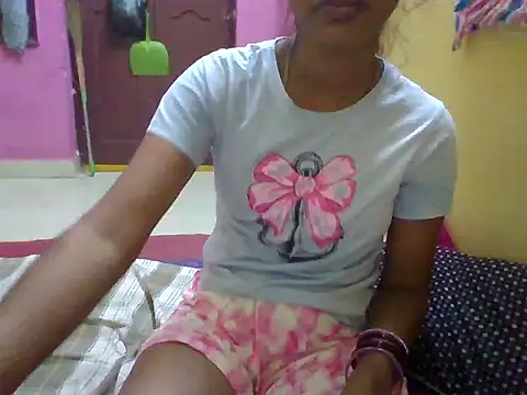 Snapshot of raasi_telugu chatting on 14, 9, 2025 raasi telugu online show from 14, 9, 2025