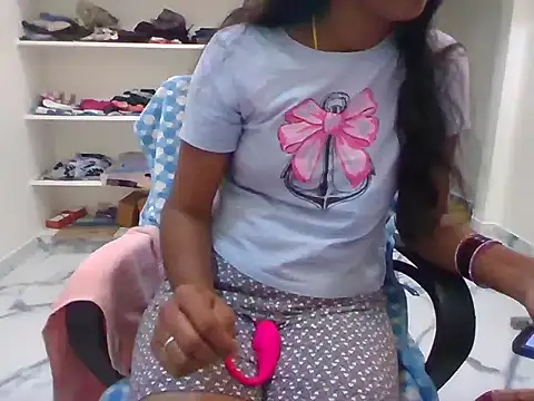 Snapshot of raasi_telugu chatting on 22, 9, 2025 raasi telugu online show from 22, 9, 2025