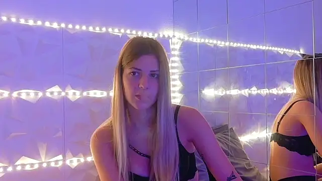 Aishha  online show from 2, 10, 2025