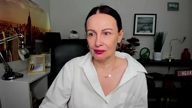 Snapshot of Velvet_Jasmine chatting on 20, 9, 2025 Velvet Jasmine online show from 20, 9, 2025