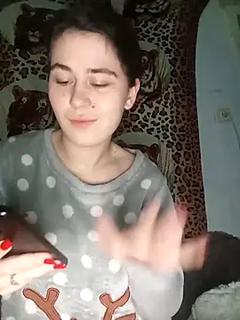 Snapshot of ToryTayler chatting on 18, 10, 2025 ToryTayler online show from 18, 10, 2025