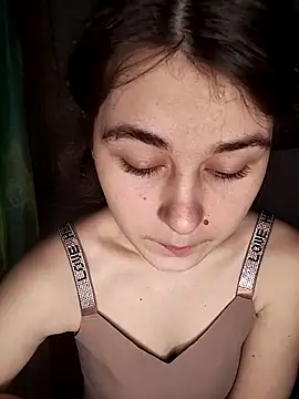 Snapshot of ToryTayler chatting on 13, 11, 2025 ToryTayler online show from 13, 11, 2025