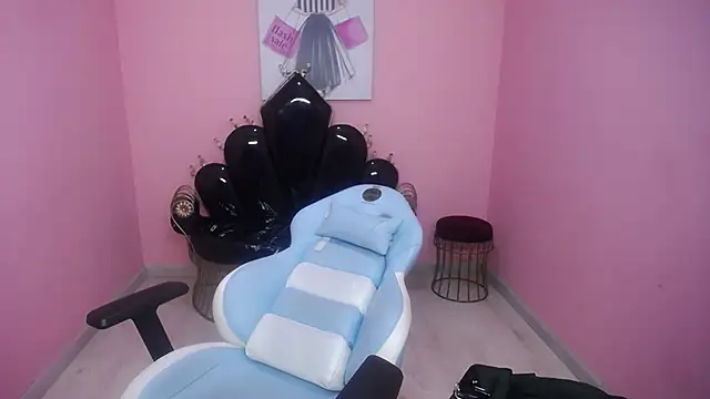 Snapshot of Isabella_Mendez_ chatting on 26, 10, 2025 Isabella Mendez online show from 26, 10, 2025