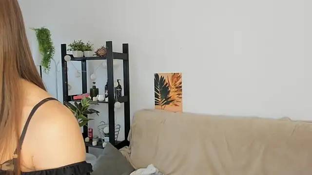 BlurryWish online show from 5, 10, 2025