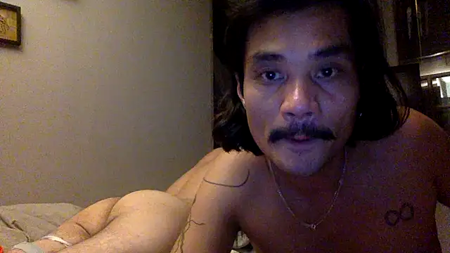 Snapshot of latinoasiatBM chatting on 4, 12, 2025 latinoasiatBM online show from 4, 12, 2025