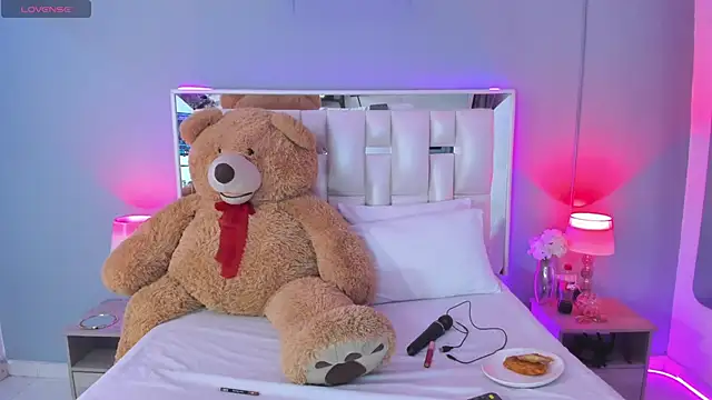 Snapshot of Darlyn_tenderhot__ chatting on 19, 9, 2025 Darlyn tenderhot online show from 19, 9, 2025