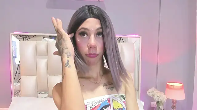 Snapshot of Darlyn_tenderhot__ chatting on 2, 12, 2025 Darlyn tenderhot online show from 2, 12, 2025